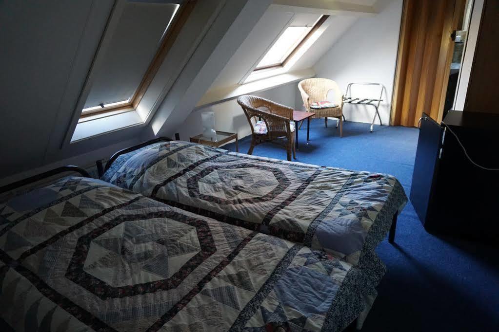 Lucy'S Inn Eesergroen Экстерьер фото